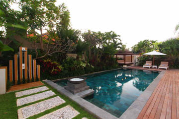 Kencana Seminyak (Bali)