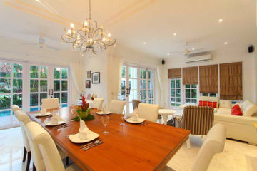 Villa Kencana